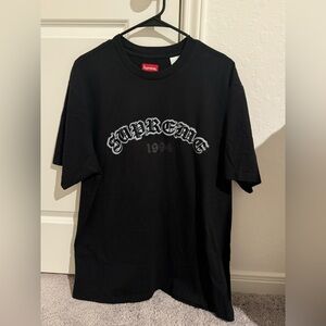 Supreme Old English Glow Tshirt